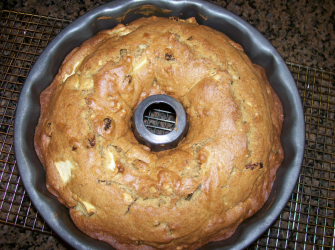 Κέικ με μήλο, μέλι και μπαχαρικά