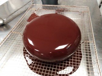 Νηστίσιμο γλασάζ επικάλυψης σοκολάτας