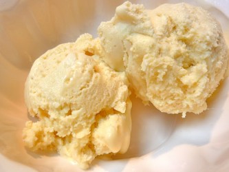 Παγωτό λευκής σοκολάτας