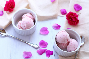 Παγωτό τριαντάφυλλο